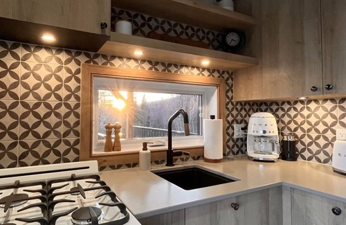 Lac Beauport Cabin | Le Chamonix : Tiny house in nature (CITQ : 310190)