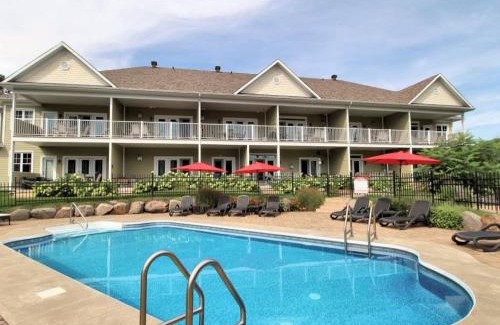 Bromont House | Le Champlain 101- Condo avec Piscine