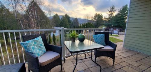 Bromont House | Le Champlain 101- Condo avec Piscine