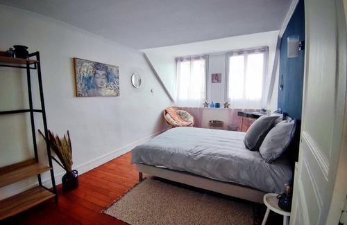 Miroir - Batignolles Apartment | Le char'Mans appartement cosy proche gare et tram