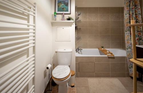Tremblay-en-France Apartment | Le Charme de Tremblay entre Stade de France et CDG