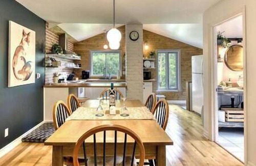 Brebeuf Ski Chalet | Le Chickadee | Hot Tub, River Beach, Nature Escape