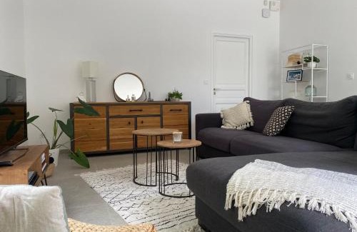 Saint-Etienne-de-Fontbellon House | Le Clos des Bleynoux