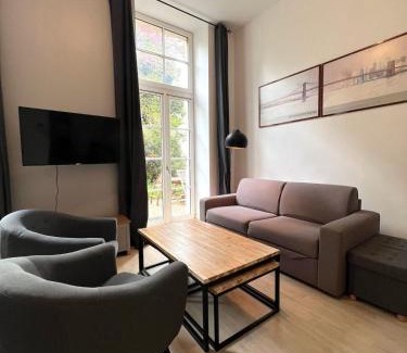 Poitiers Apartment | Le Clos - Centre ville - Jardin - Parking privé