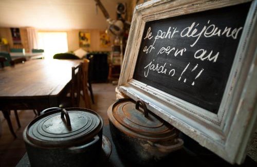 Cluny Bed & Breakfast | Le Clos de l'Abbaye