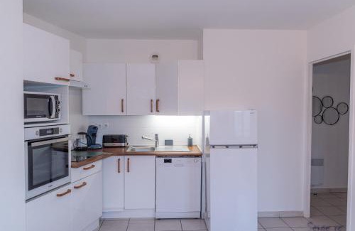 Decines-Charpieu Apartment | Le Clos Jaurès/Lyon-Eurexpo/Parc OL