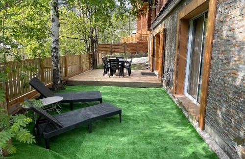 Allos Apartment | Le Cocon Appartement 4à 6 couchages 75 M2 avec terasse