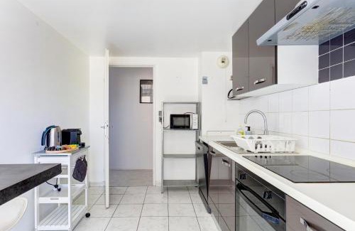 Reims Apartment | Le cocon Champenois-Parking, centre & Tram
