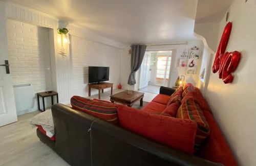 Saint-Cheron Apartment | Le Cocon de St Cheron