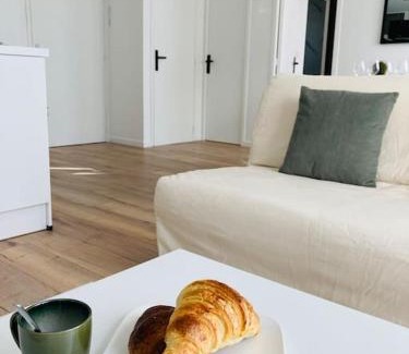 Saint-Sebastien-sur-Loire Apartment | Le Coconing Moderne Centre Saint-Sébastien-sur-Loire, proche de Nantes