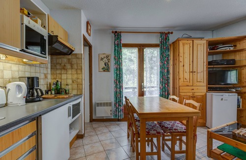 La Giettaz Apartment | Le Col des Aravis - Two Bedroom Apartment, Sleeps 5