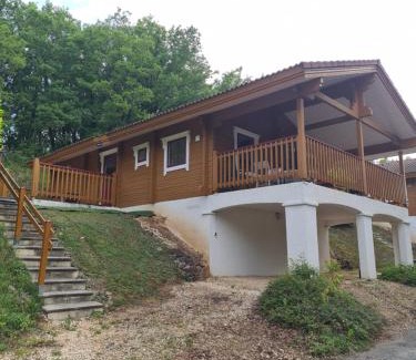 Mauroux Ski Chalet | Le Colibri
