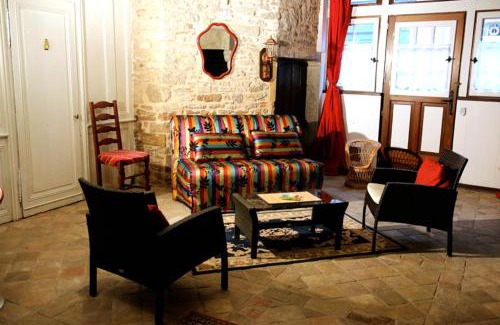 Cluny Apartment | Le Colimaçon