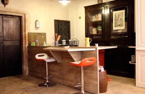 Cluny Apartment | Le Colimaçon