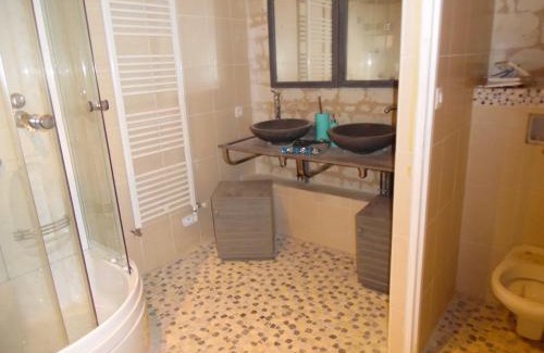 Courchamps Apartment | LE COMPOSTELLE BATIMENT LA RENAISSANCE