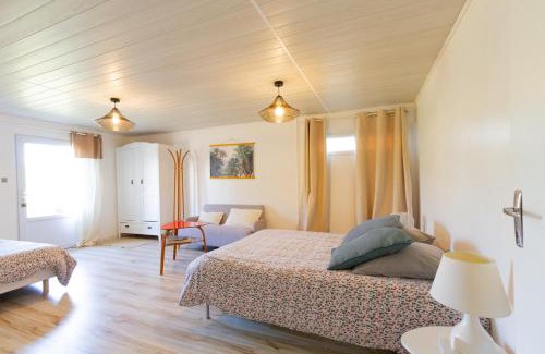 Maconnais Apartment | Le Corail