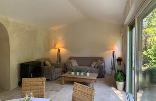 Bourrou House | Le Cottage Lascaux