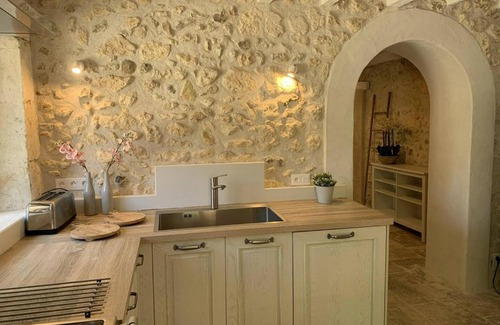 Bourrou House | Le Cottage Lascaux