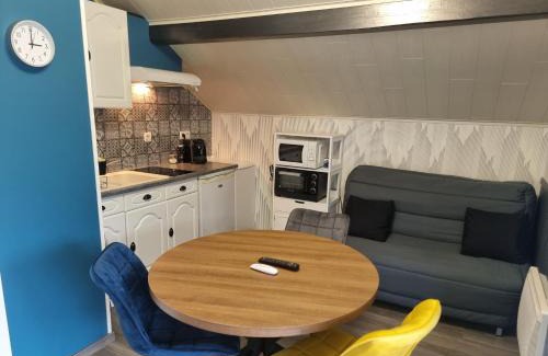 Thiefosse Apartment | LE CROSERY Clim Rando Ski BBQ Voie Verte