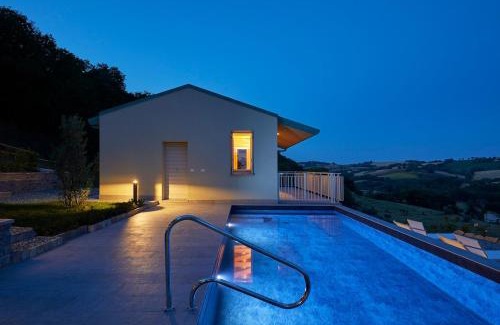 Arcevia Apartment | Le Cune, Apt La Terrazza - AC, Pool & Jacuzzi