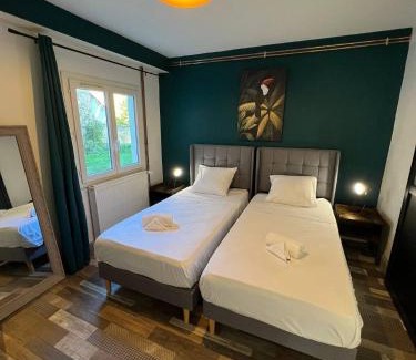Bourgoin-Jallieu Apartment | Le Dauphin, Proche gare, Wifi, Netflix