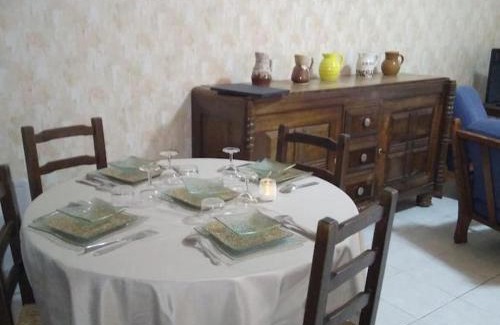Beaumont-de-Lomagne Apartment | Le Despeyrous gite en ville