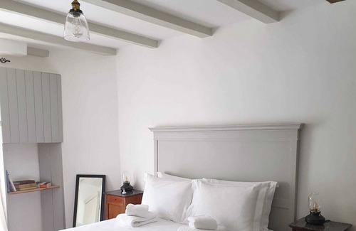 Saint-Quentin-sur-Sauxillanges Apartment | LE Domaine DU Bien Etre