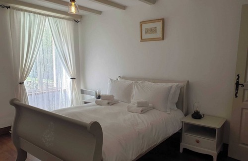 Saint-Quentin-sur-Sauxillanges Apartment | LE Domaine DU Bien Etre