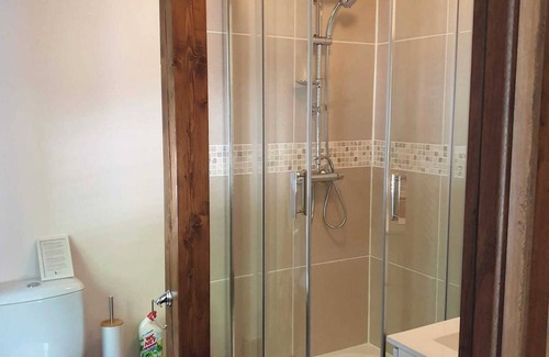 Saint-Quentin-sur-Sauxillanges Apartment | LE Domaine DU Bien Etre