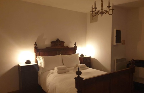 Egliseneuve-des-Liards House | Le Domaine du Bien Être