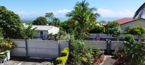 Saint-Benoit Apartment | Le domaine des fanjans