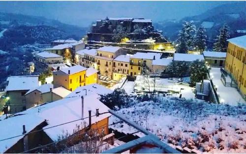 Tufo House | Le due Rive