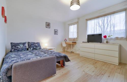 Savigny-le-Temple Apartment | Le Easy Cosy - Joli Studio à 25min de Paris