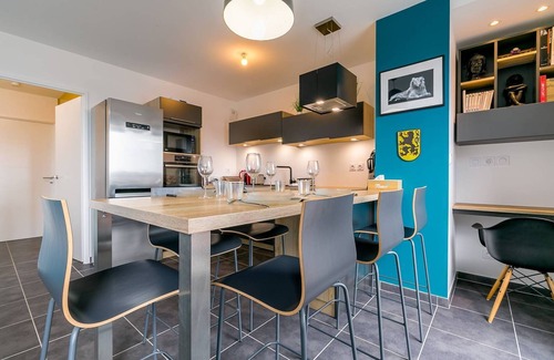 Maladiere Apartment | Le Fantasy- Appartement 2 chambres avec grande terrasse- SR Loc