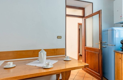 Assisi Apartment | Le Finestre sul Corso Roomy Apartment with terrace