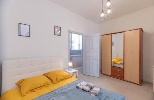 Aubenas Apartment | Le Fou - Appt dans le centre dAubenas