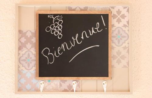 Sarcey House | Le four à pain