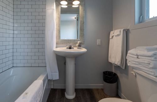 Riviere-du-Loup Regional County Municipality Hotel | Le Fraser Motel
