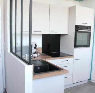 Roscoff Apartment | Le Freesia, à 20m de la plage, 5 min du centre-ville