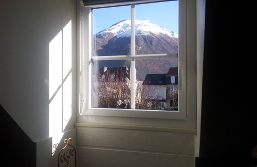 Pierrefitte-Nestalas Apartment | Le gîte d'Emi APARTMENT 3* AT THE CROSSROADS OF THE VALLEYS