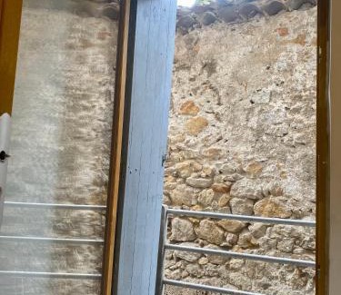 Saint-Guilhem-le-Desert Apartment | Le Gîte de La Source