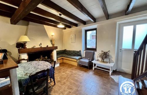 Limousis House | Le gite fleuri