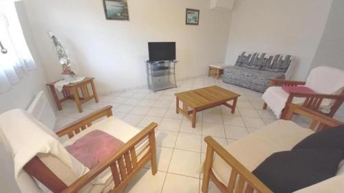 Saint-Vincent-de-Paul House | Le gite gravieres