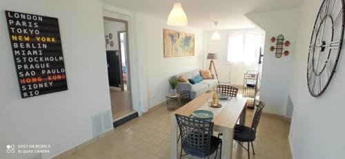 Saint-Julien-les-Rosiers Apartment | le Globe Trotter - Aux Portes d'Alès