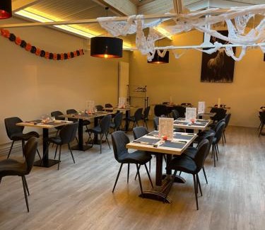 Carignan Hotel | Le grand cerf
