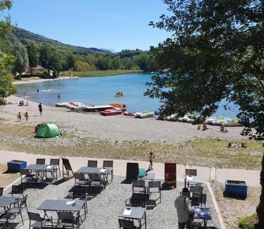Laffrey Hotel | Le Grand Lac hôtel bar restaurant