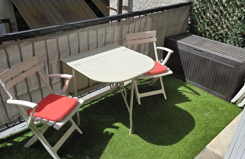 Bagneres-de-Luchon Apartment | Le Granny's; cosy, quiet 2-bedroom apartment near town center and cable car