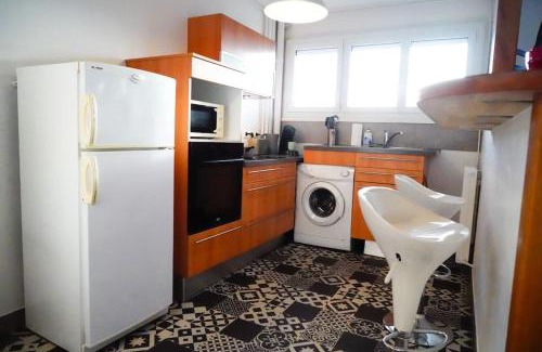 Chateauroux Apartment | Le Happy Parking Terrasse Calme Fibre