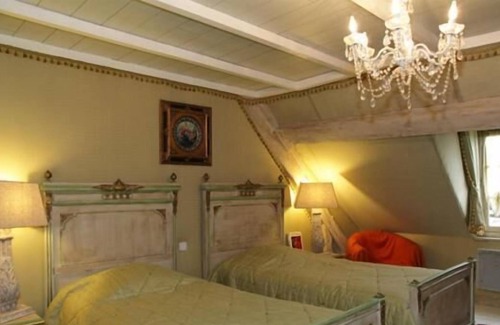 Chateau-Thierry House | Le Jardin des Fables