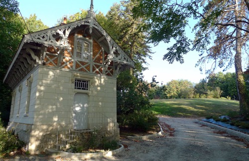 Blere Cottage | "Le Jardin", Fontenay Castle, 17 Ha Park with Pool and Tennis.